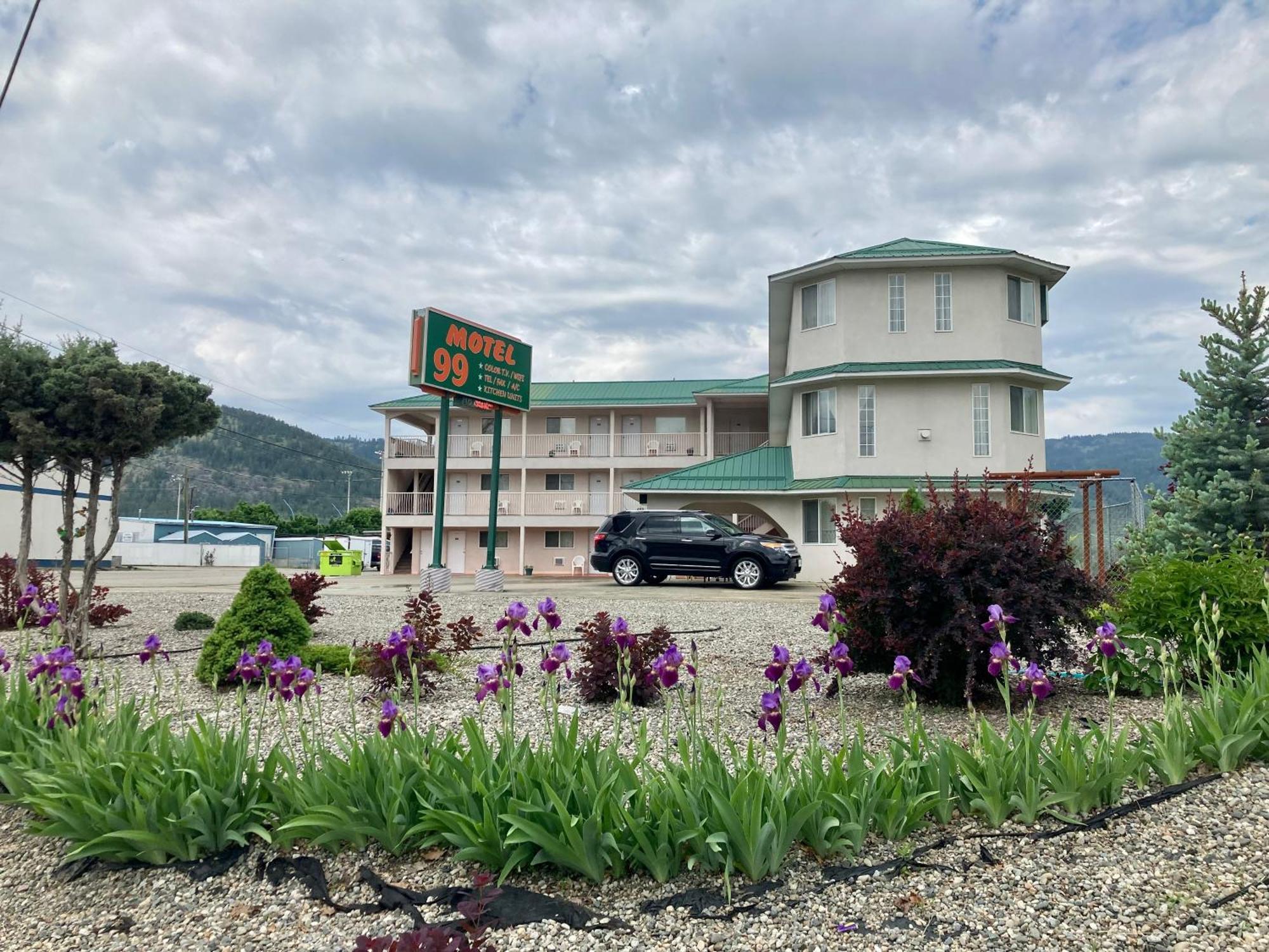 Motel 99 Grand Forks Kültér fotó