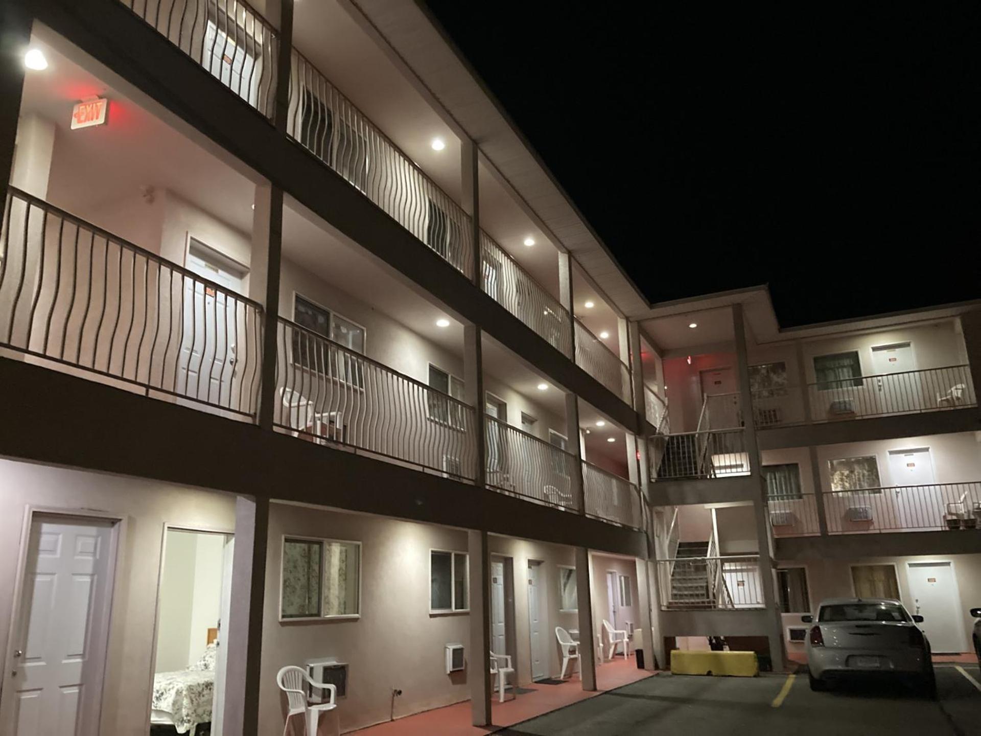 Motel 99 Grand Forks Kültér fotó